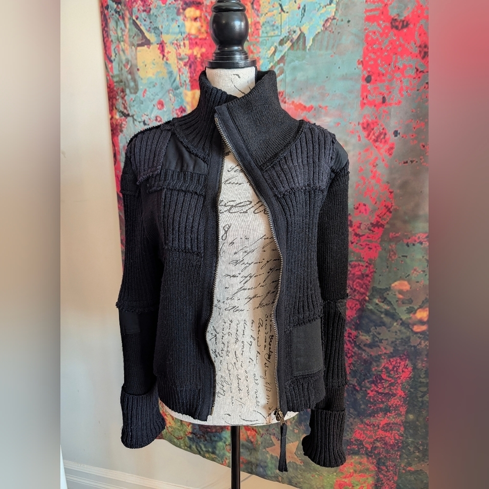 Icelandic Design (Aftur) Army Zip Up Wool Sweater (Black, S/M). - Picture 5 of 9
